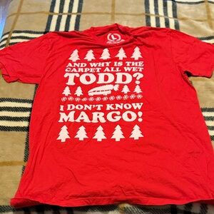 Red Graphic Tee “the Christmas Vacation”